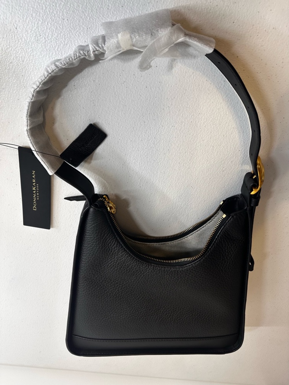 Donna Karan Cedarhurst Black Leather Hobo Bag Gold Hardware Shoulder Bag NWT - Picture 7 of 11